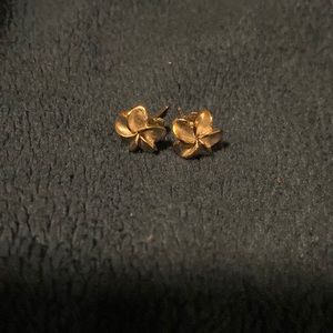 Silver flower earrings